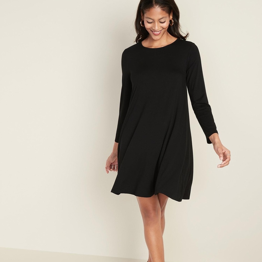 Black swing t-shirt dress
